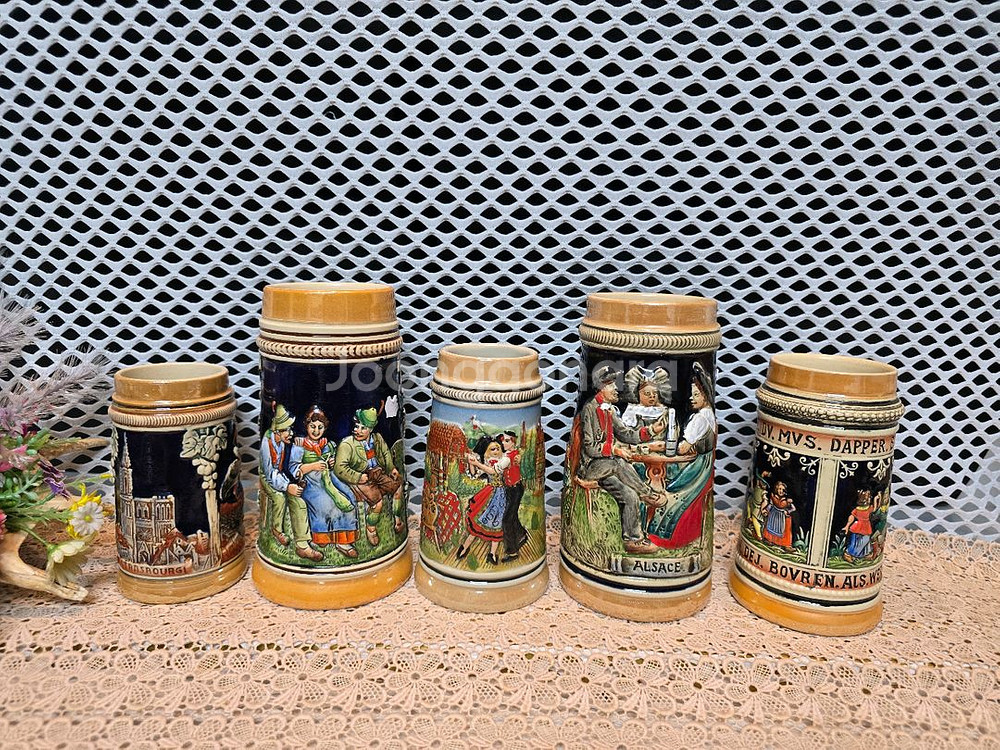 취미로 모은 독일 도자기 맥주컵 5점.미사용--0