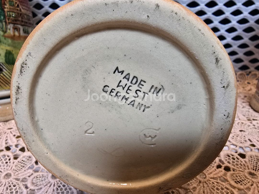 취미로 모은 독일 도자기 맥주컵 5점.미사용--9