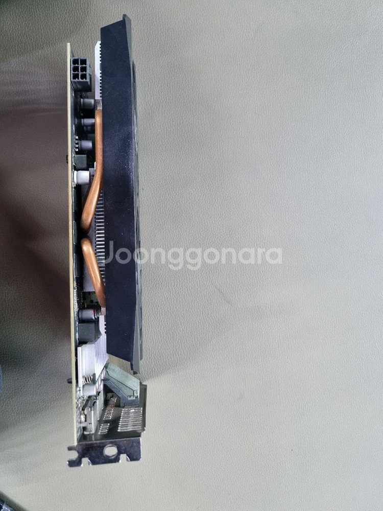 고장난 그래픽카드 RX570 8G팜(택포)--3