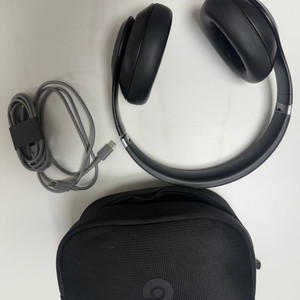 Beats Studio Pro 블랙
