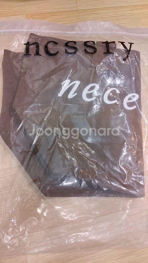 네세서리 ncssry 에코백 판매합니다--3