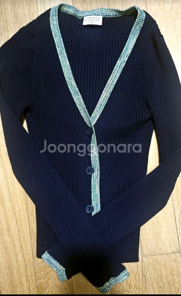 끌로디피에로 컨트라스트 리브 슬림핏 골지 가디건--3