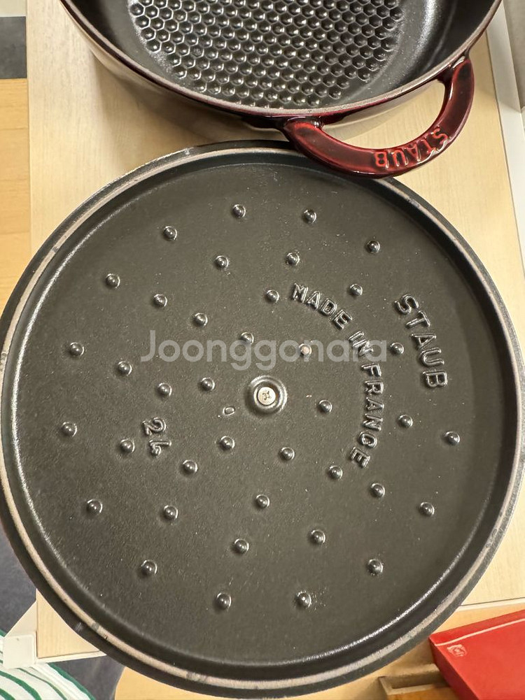 스타우브 24cm 중고중 고인이 만큼 실 사진 꼼꼼이--5