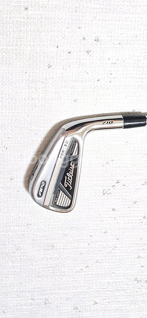 타이틀리스트 ap2 4번 아이언--1
