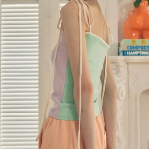 여행가서도 눈에띄는 배색리본끈나시. 구매대비파격가.