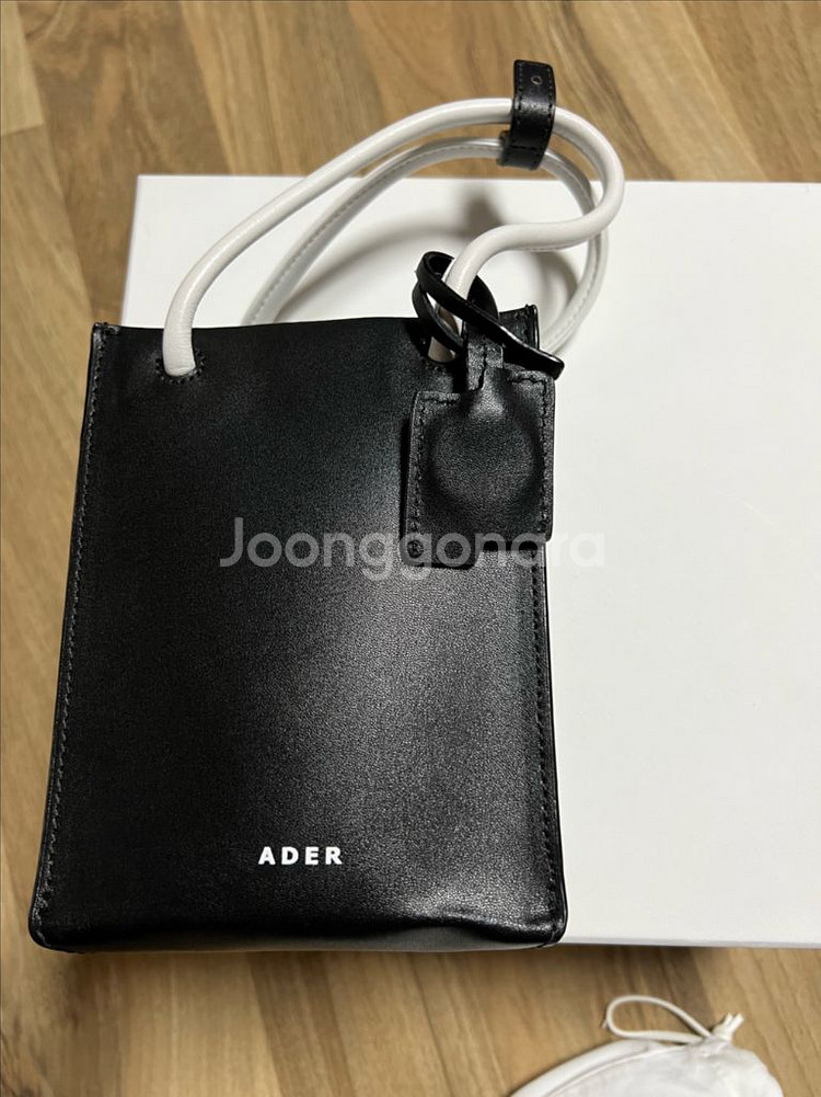 아더에러 쇼퍼백 스몰 느와르--4