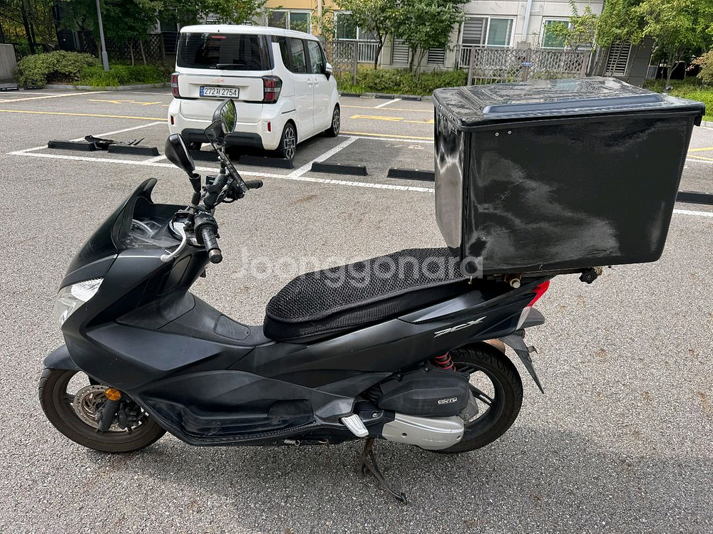 혼다 pcx125 16년 짧은키로수 배달풀셋팅 팝니다--4