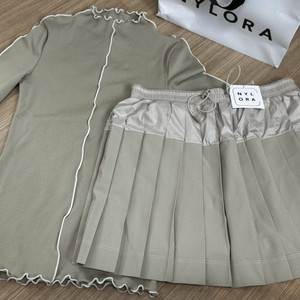 나일로라NYLORA 아이비 이현이 골프테니스셋업 새상품