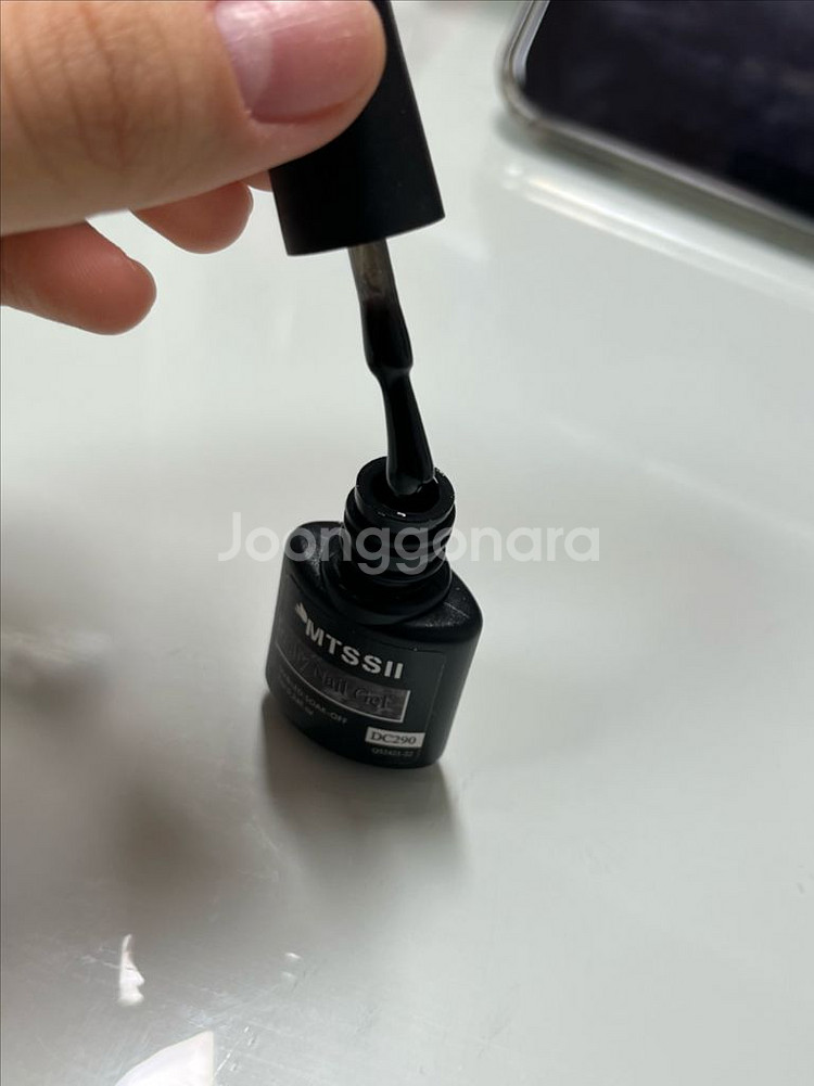 검은색 네일 팔아요--0