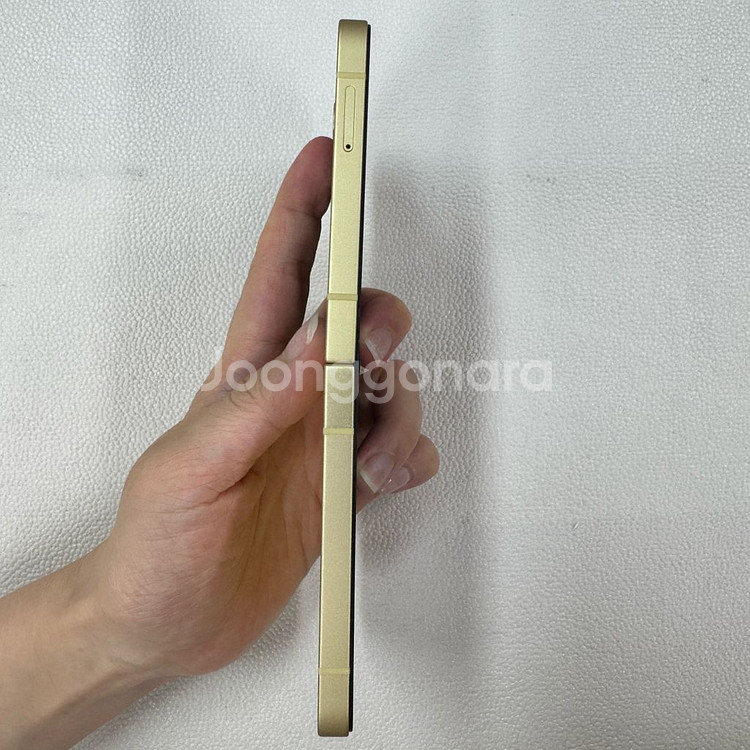 (상태S급)갤럭시Z플립6 256기가 공기계중고폰 퀵가능--2