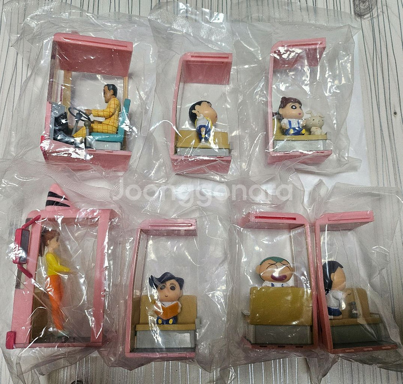 짱구 버스 피규어 7종 확정 풀세트 판매합니다.--0