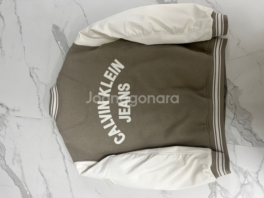 캘빈클라인 Calvin Klein 바시티 자켓--2