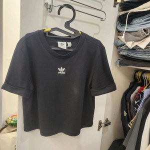 아디다스 티셔츠 xs 정품
