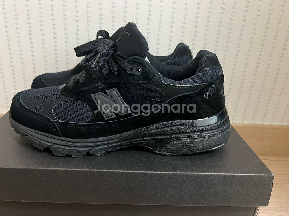 뉴발란스 993 메이드 인 USA 트리플 블랙 - D--1