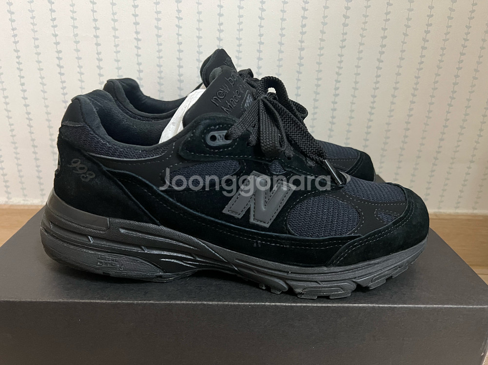 뉴발란스 993 메이드 인 USA 트리플 블랙 - D--2