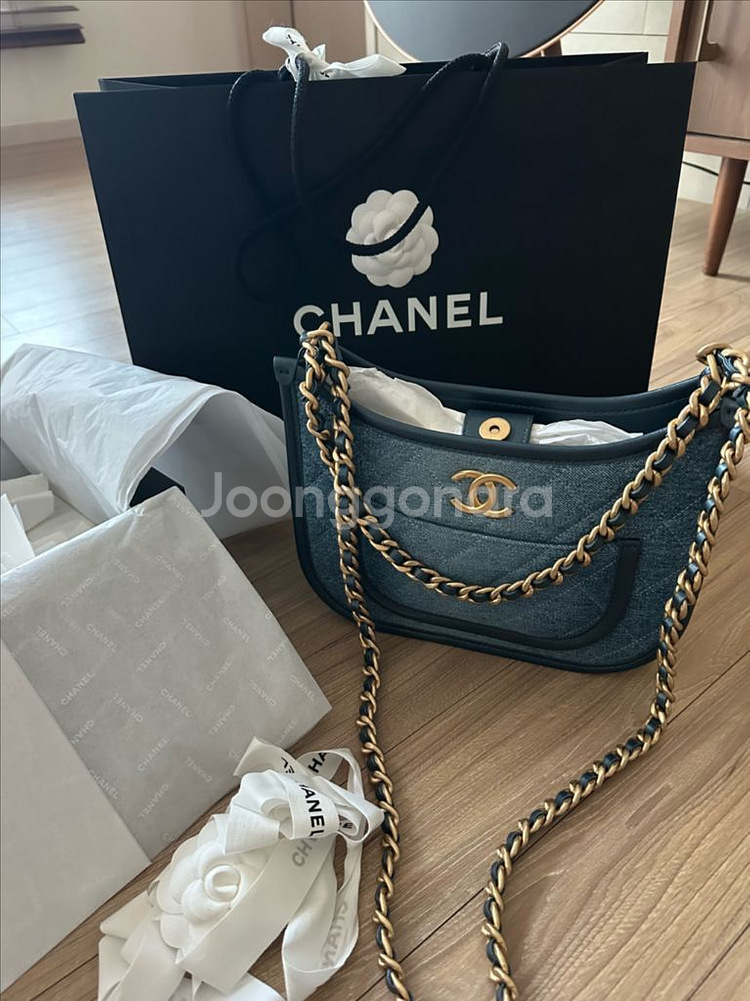 샤넬 시즌 데님호보백600만착불(새상품컨디션)--0