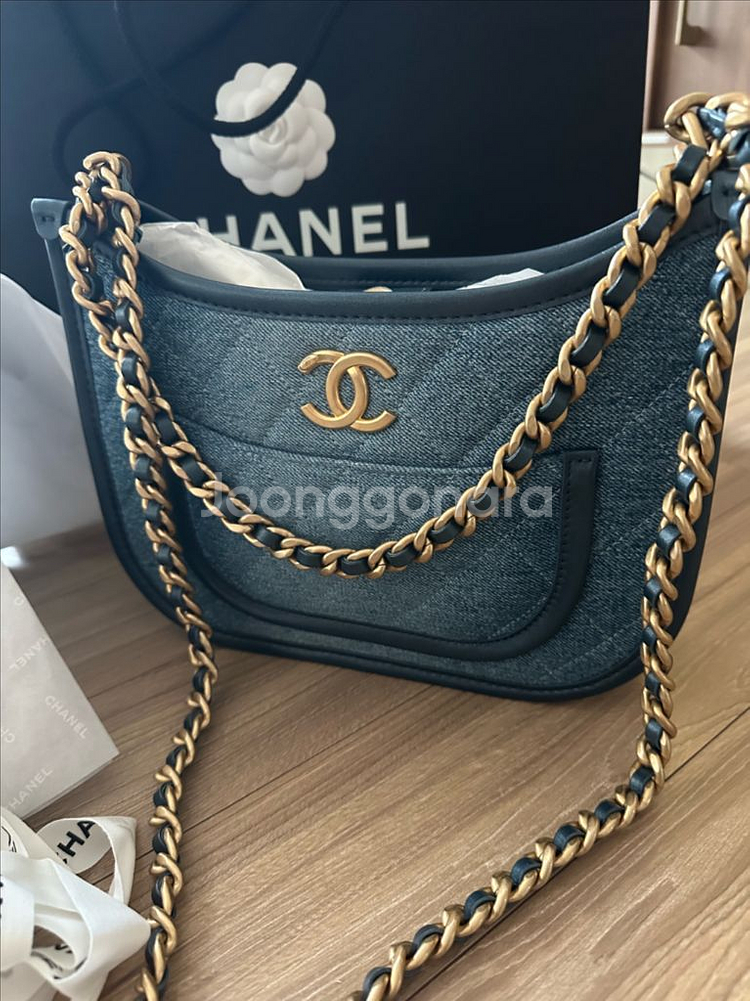 샤넬 시즌 데님호보백600만착불(새상품컨디션)--1