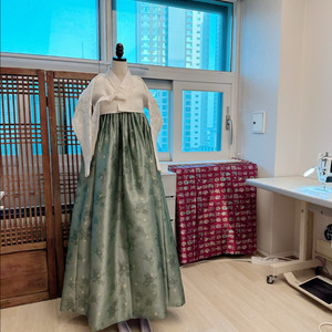 본견 실크 한복 치마