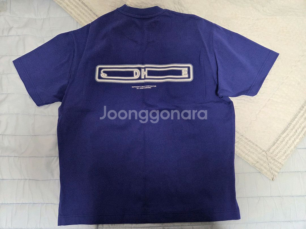 솔리드옴므 백로고 반팔 티셔츠(가격인하)--3