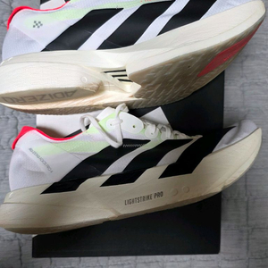 아디다스 아디제로 아디오스 프로4 270사이즈
