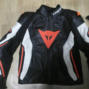 다이네즈 아센 가죽 자켓 48호 -검흰빨-