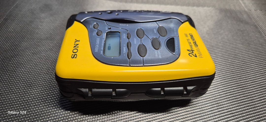 소니 스포츠워크맨 WM-FS473.--2