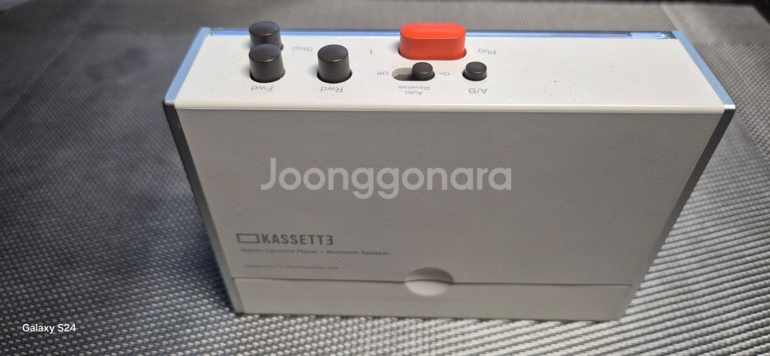 KT KASSETTE 워크맨. 카세트플레이어--1