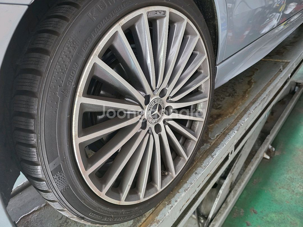 벤츠 C300 AMG line 윈터크래프트 스노우타이어--3