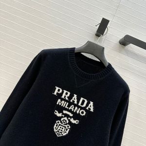 PRADA 여성 크루넥 니트 스웨터