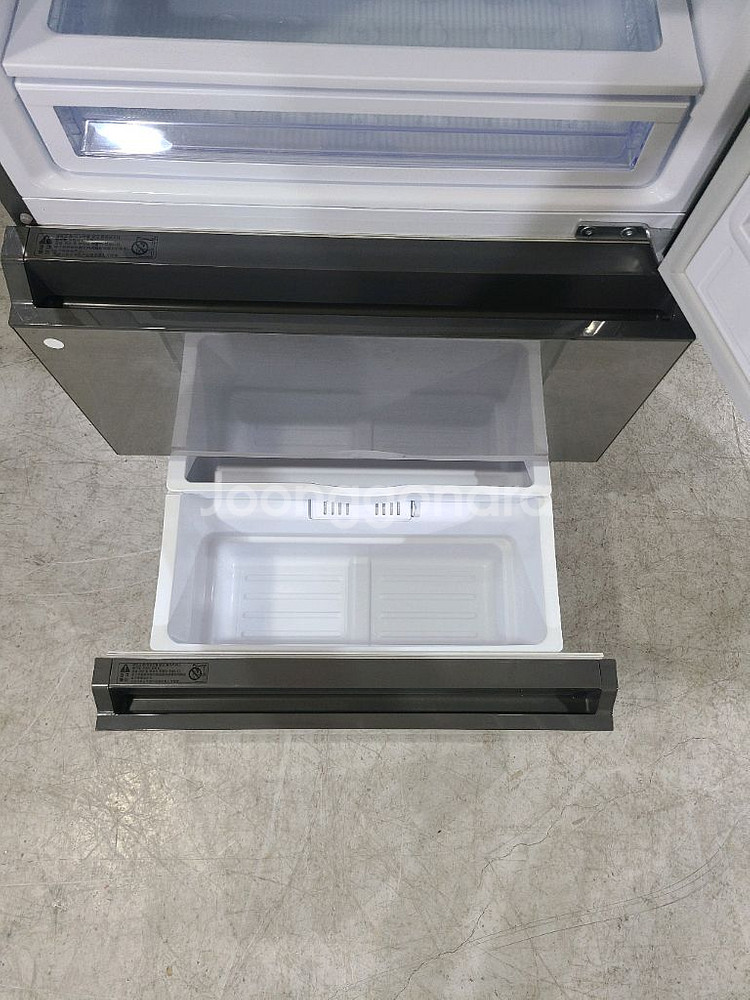 무료배송설치, 삼성 320리터급 김치냉장고 스탠드형--7