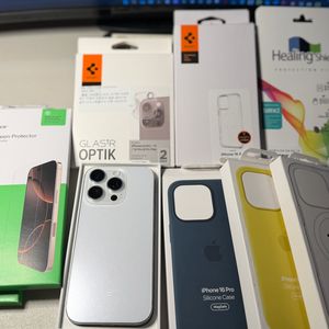 [거의 새 것] 아이폰 16 프로 화이트티타늄 256G