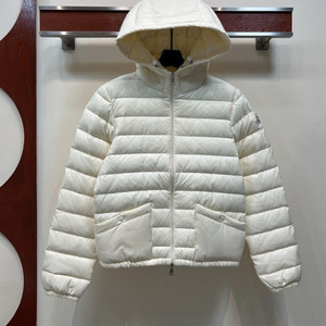 Moncler 여성 후드 패딩 자켓
