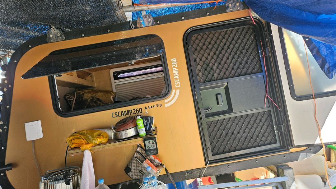 트럭캠퍼니튬바데리200암페아정현파인버터2키로버너일인요디 이미지