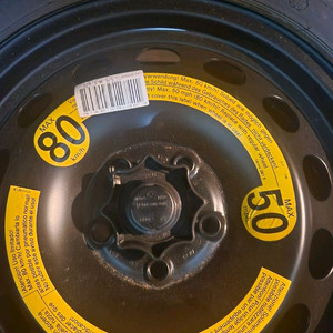 스페어 타이어 205/65R16
