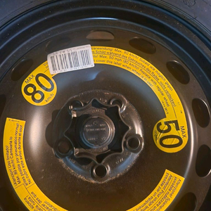 스페어 타이어 205/65R16