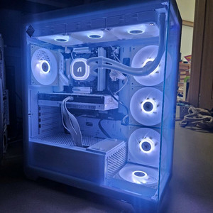 9600x, 5070, B850M, 32g,수냉1tb
