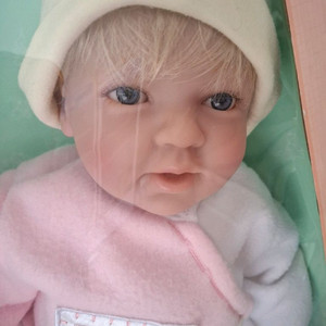 단종 베렝구어 인형 팝니다(리본돌x)