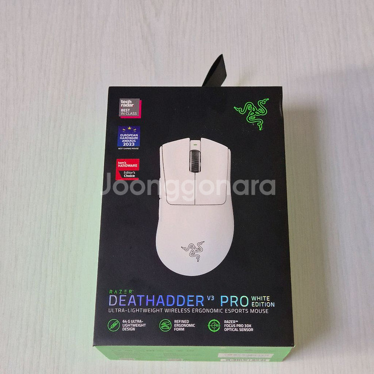 레이저 데스에더 v3 pro 게이밍마우스--4