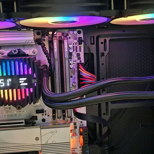 기가바이트 B650M AORUS ELITE AX ICE