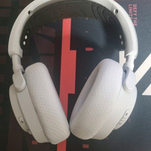 스틸시리즈 Arctis Nova 7x 무선 헤드셋