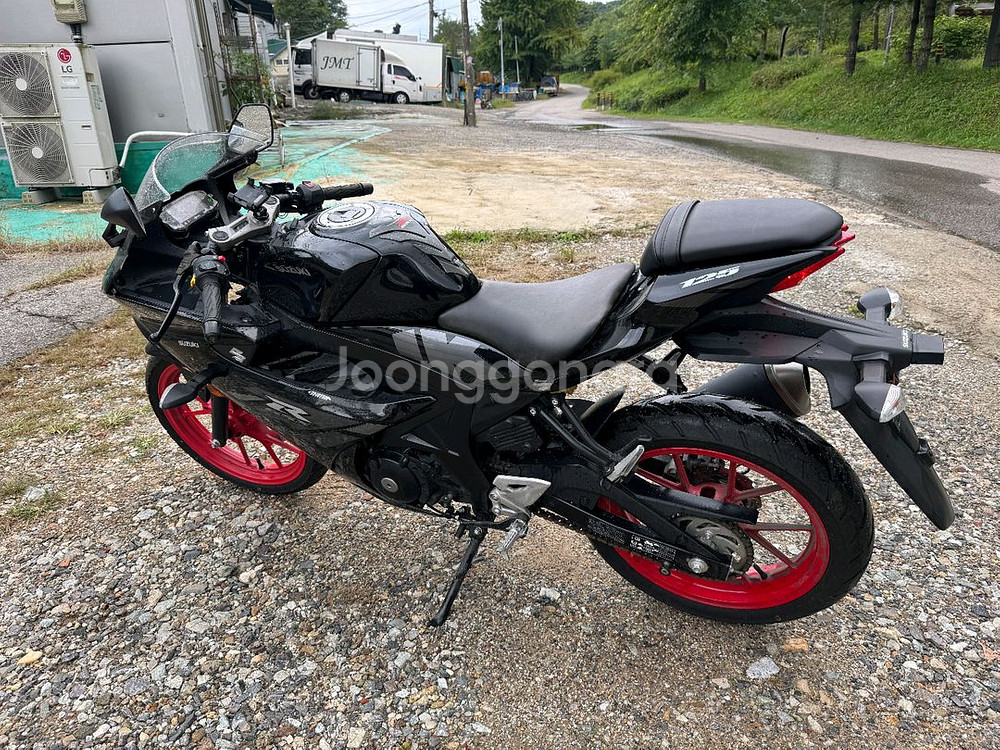 스즈키 gsx-r125 23년 신차급 팝니다--6