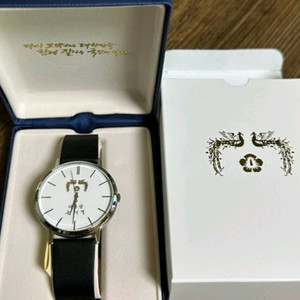 윤석열대통령 여성시계 미개봉