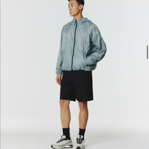 무신사 스탠다드 스포츠 슈퍼벤트 바람막이 xl