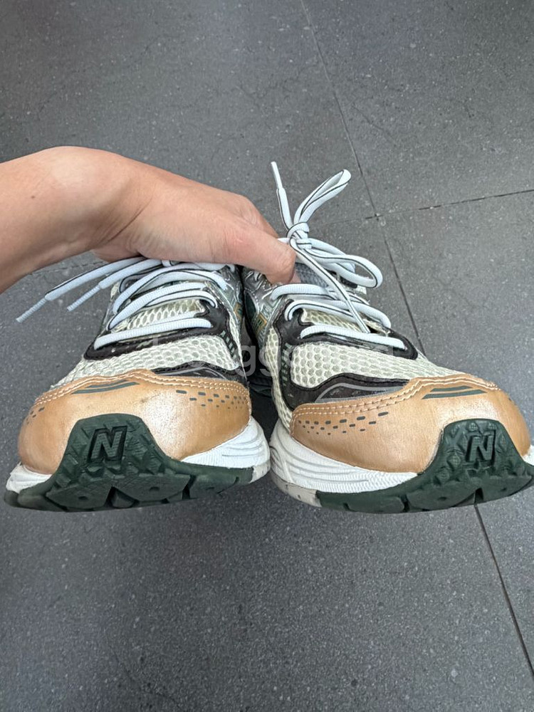 뉴발란스 에임레온도르 V2 그린 270사이즈--2