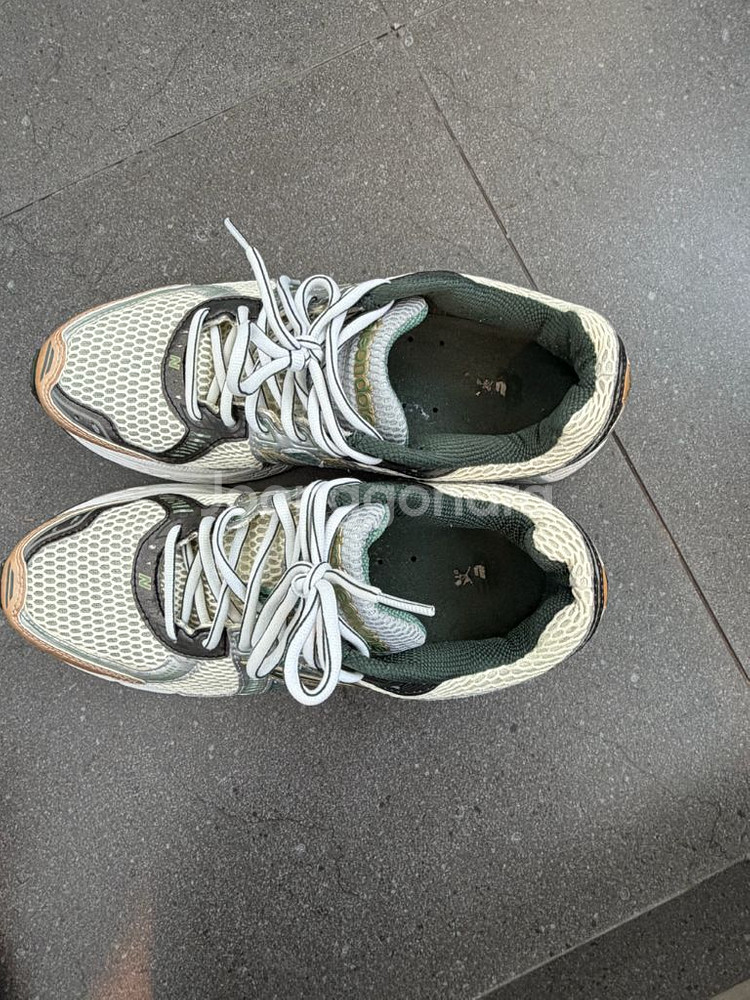 뉴발란스 에임레온도르 V2 그린 270사이즈--4