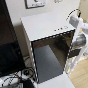 라이젠 9600X SFF ITX 반본체를 판매합니다