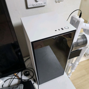 라이젠 9600X SFF ITX 반본체를 판매합니다