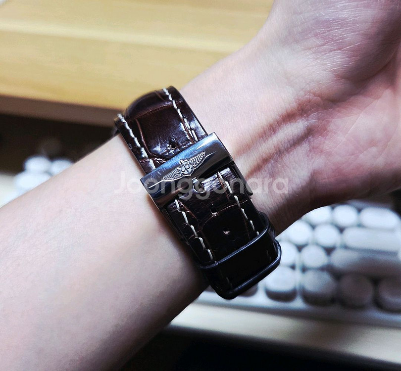 브라이틀링 네비타이머 한정판--6