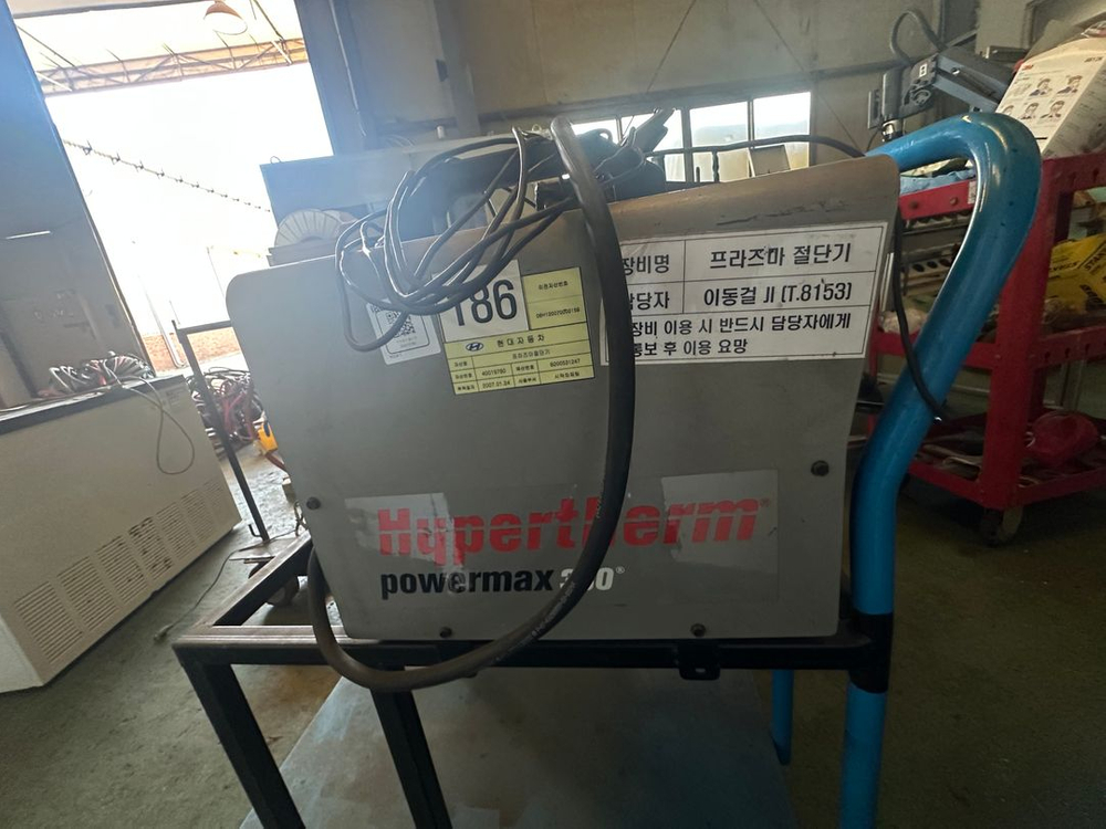 금속 절단용 플라즈마 절단기 이미지