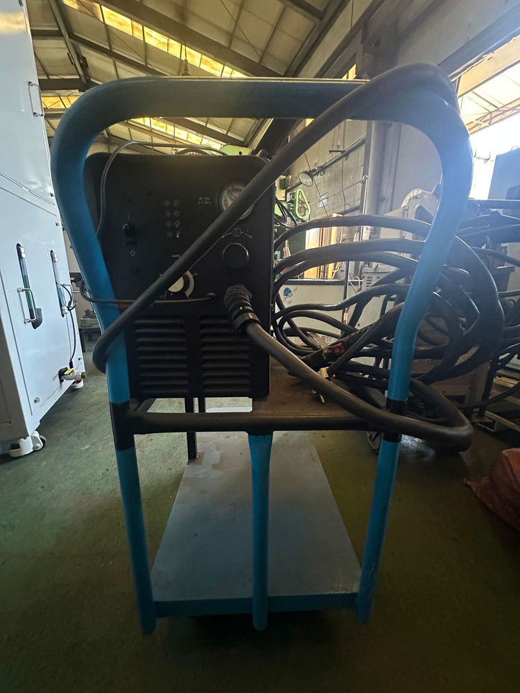 금속 절단용 플라즈마 절단기 이미지